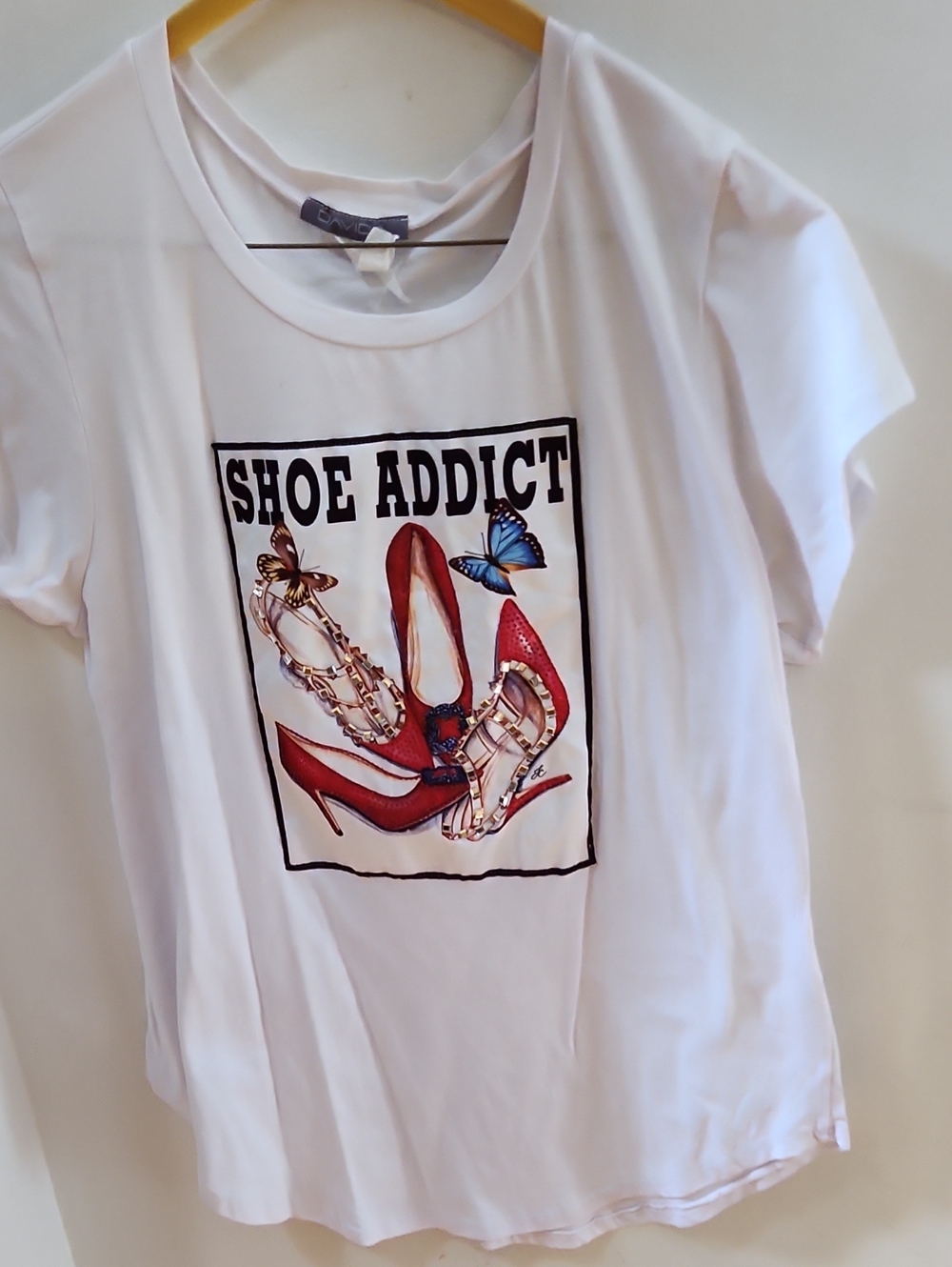 Shoe Addict Women's White Short-Sleeve Graphic Tee with Red Shoe Motif